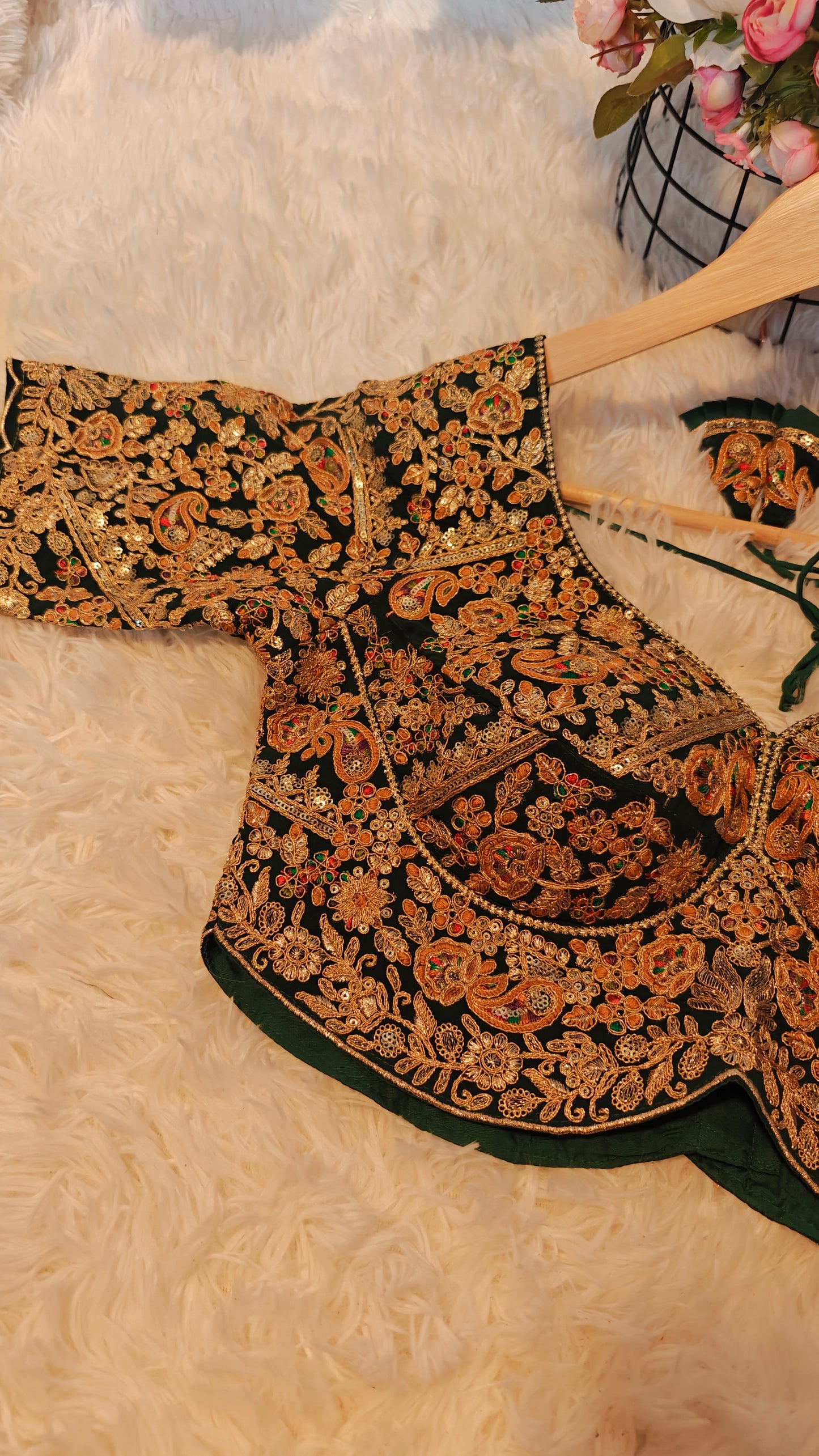 Sabhyasachi-Style Green Blouse – Ready-to-Wear Elegance