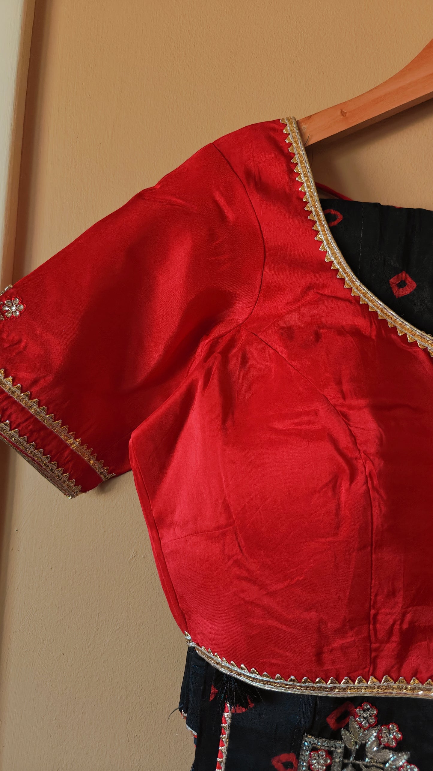 Black Georgette Silk zari and stone work Saree with Stitched Blouse