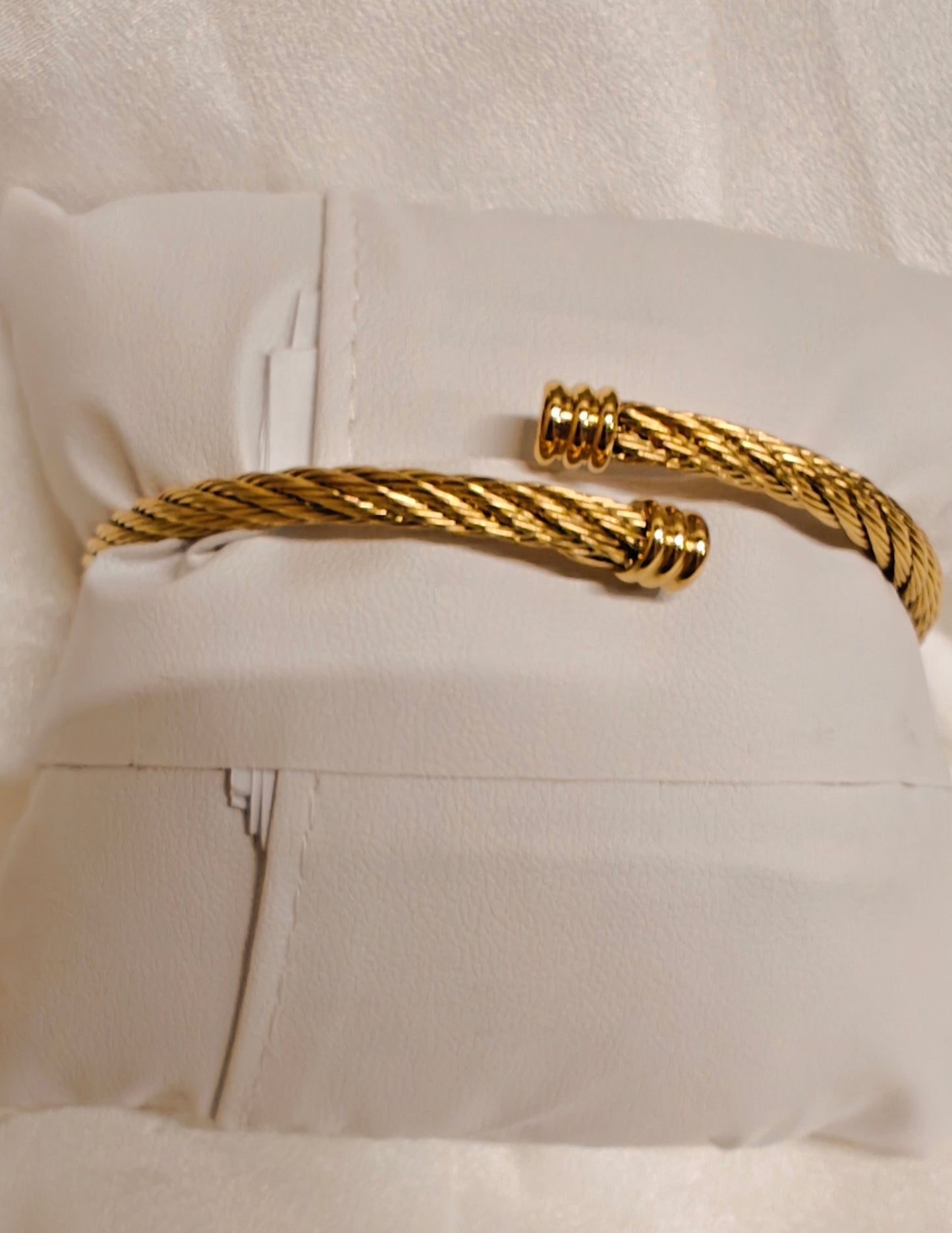 Charm Bracelet With 18k Gold Plated Stainless Steel