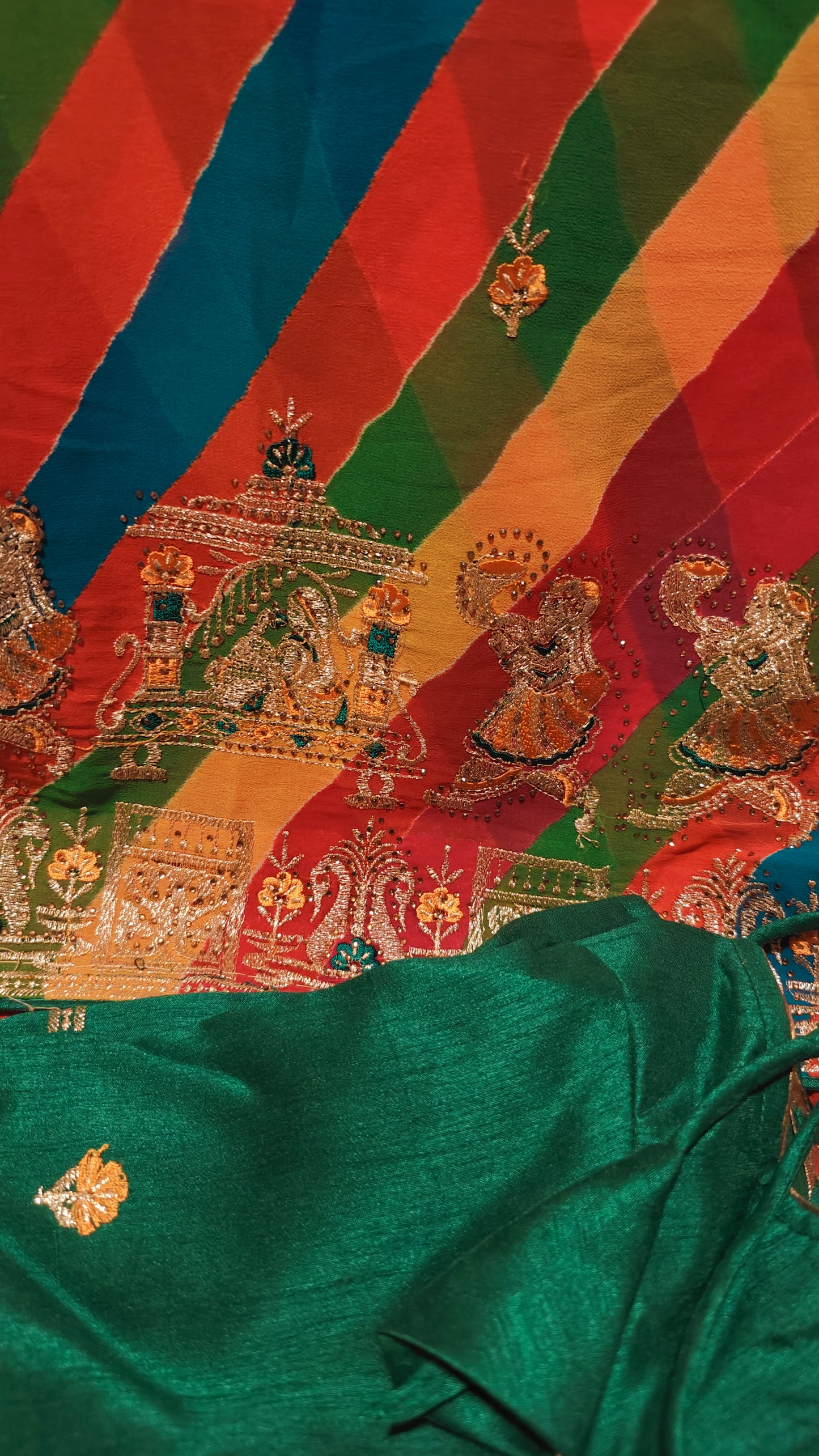 Laheriya Design Bandhani Saree with Stitched Blouse