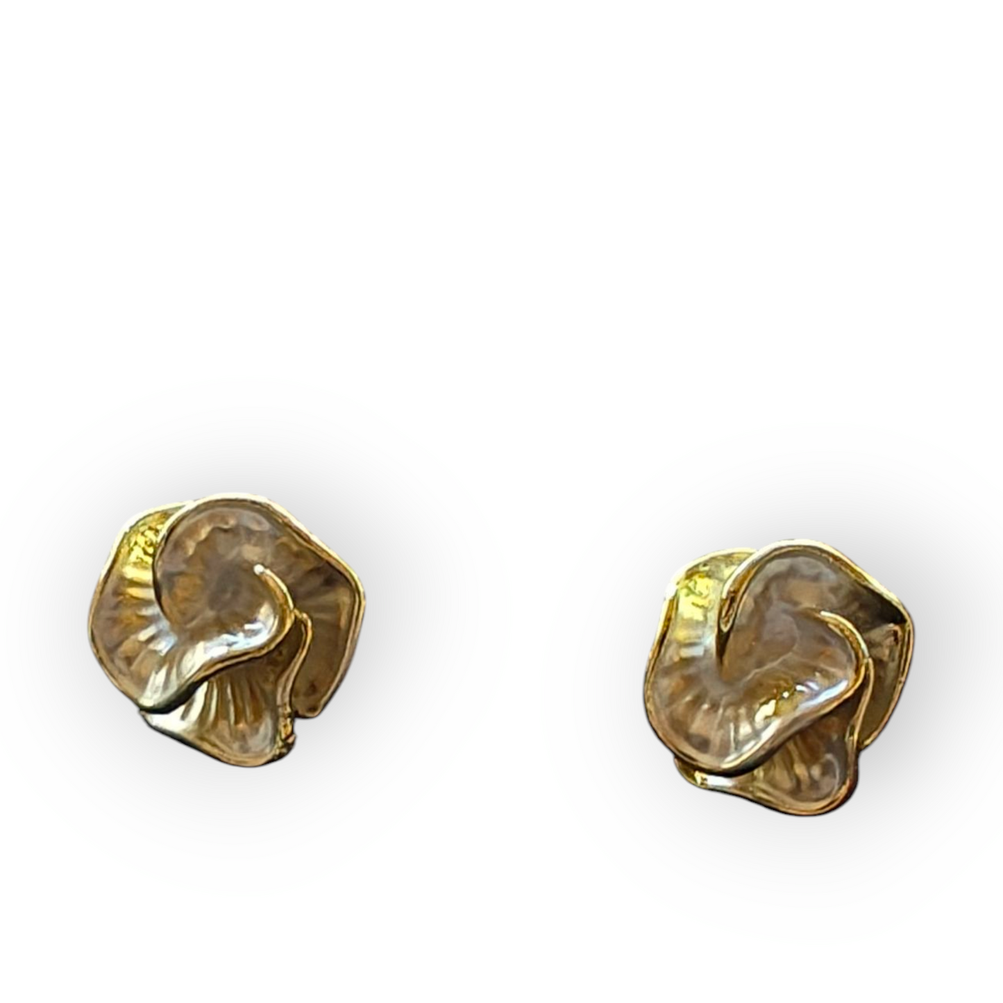 White Floral Design 18k Gold Plated Stainless Steel Earring