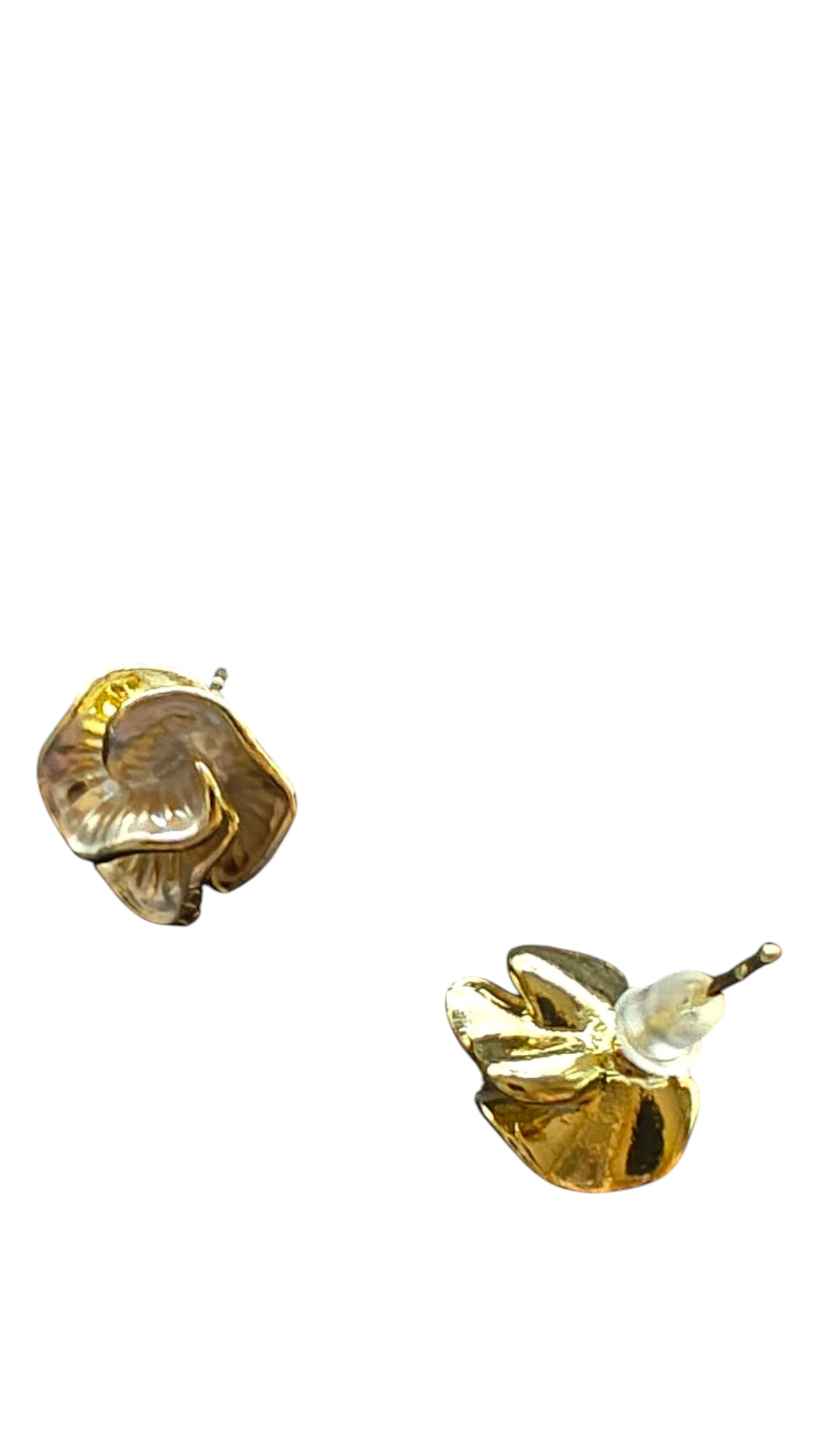 White Floral Design 18k Gold Plated Stainless Steel Earring