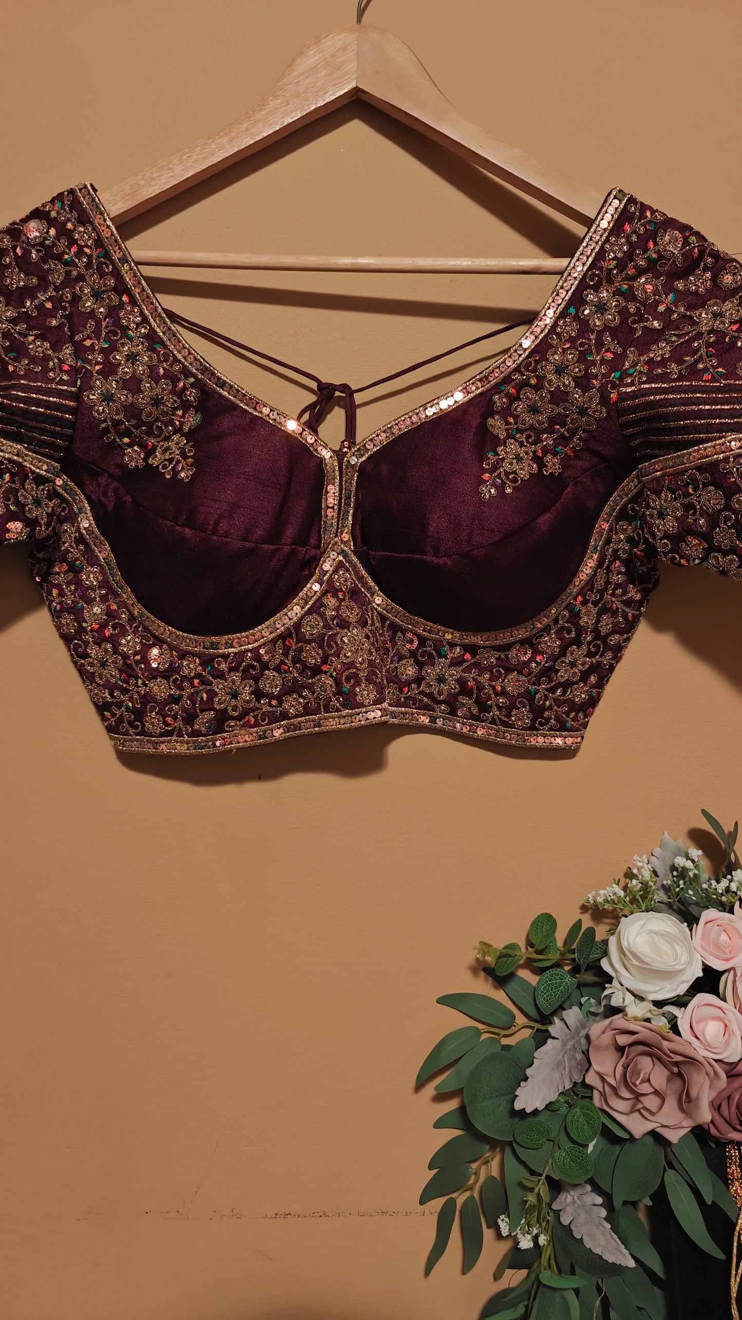 Sabhyasachi-Style Blouse – Ready-to-Wear Elegance