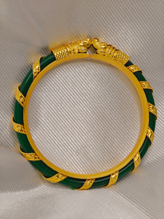 Elegant Style 18k Gold Plated Brass Bangle