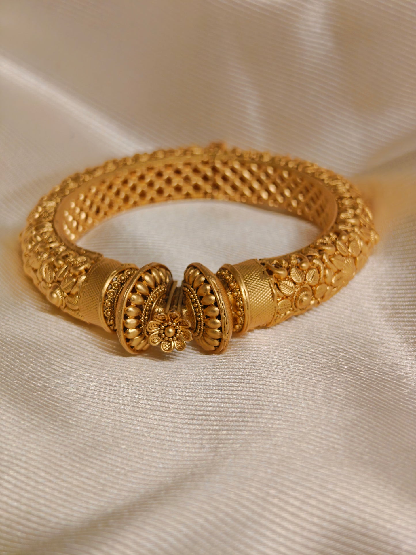 Rajwadi Brass Bangles