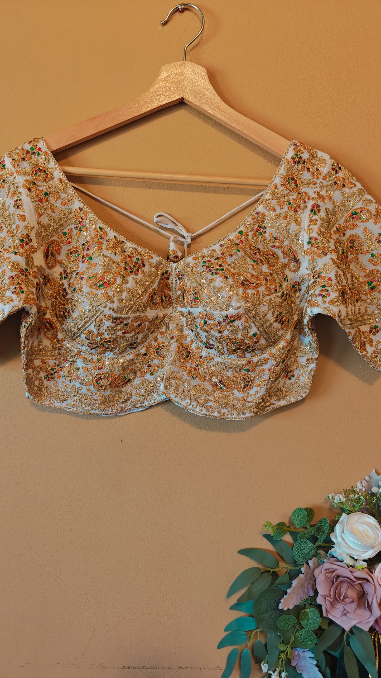 White Sabhyasachi-Style Blouse – Ready-to-Wear Blouse