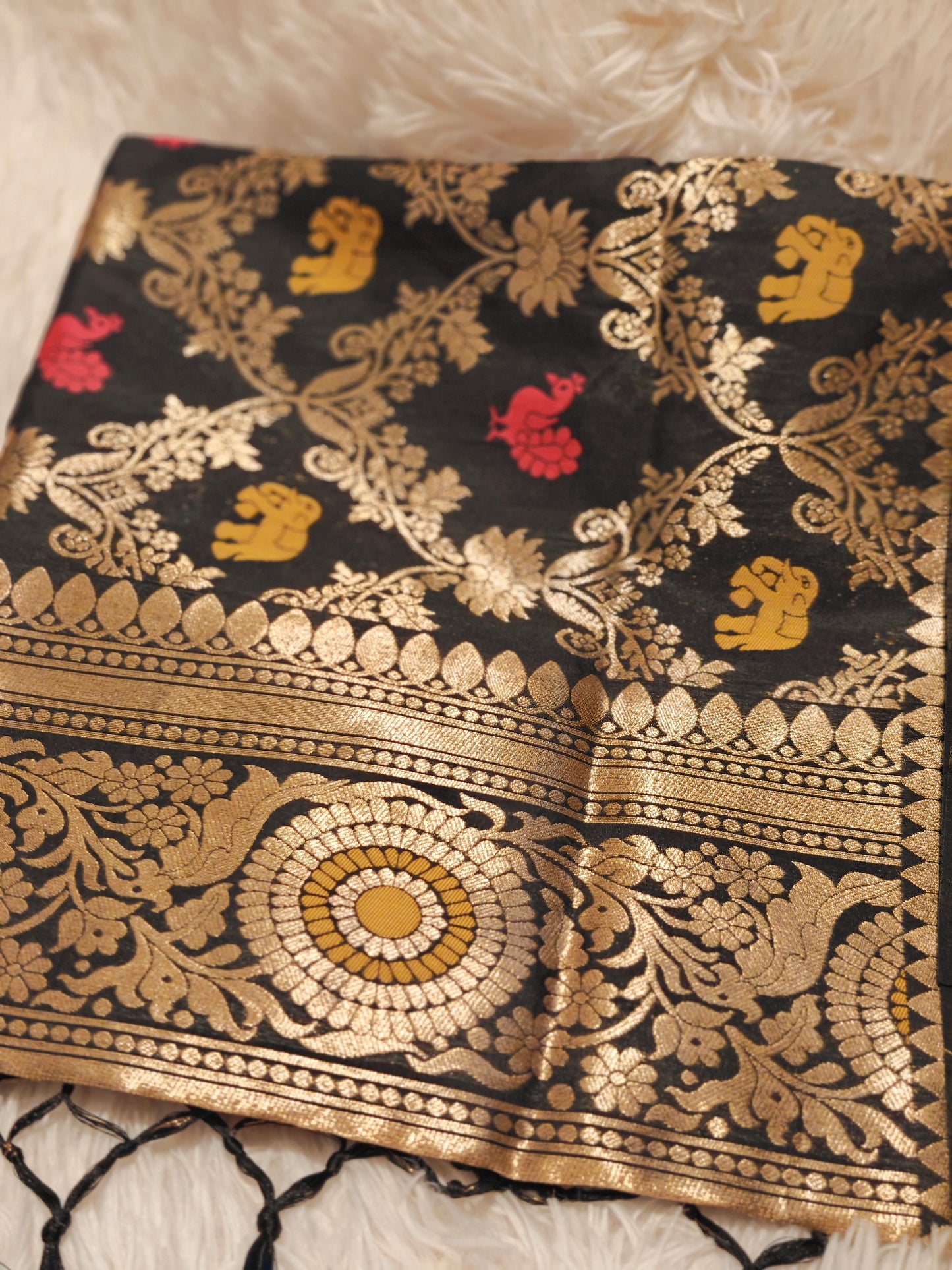 Black Floral Party Wear Pure Banarasi Silk Saree
