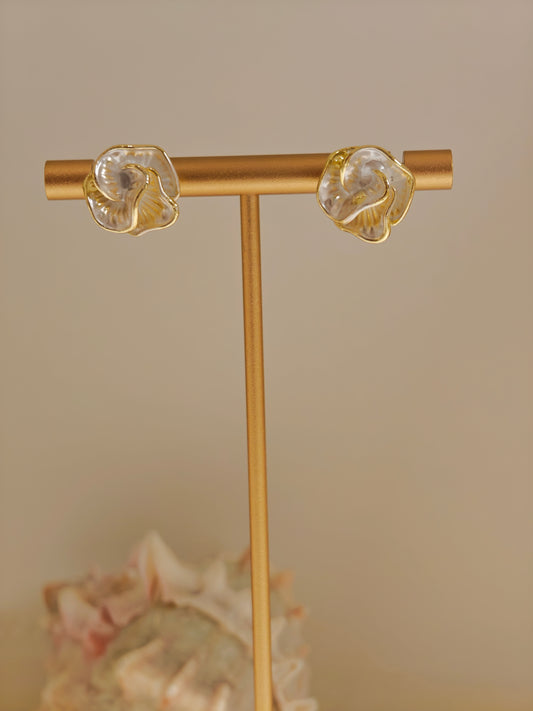 White Floral Design 18k Gold Plated Stainless Steel Earring