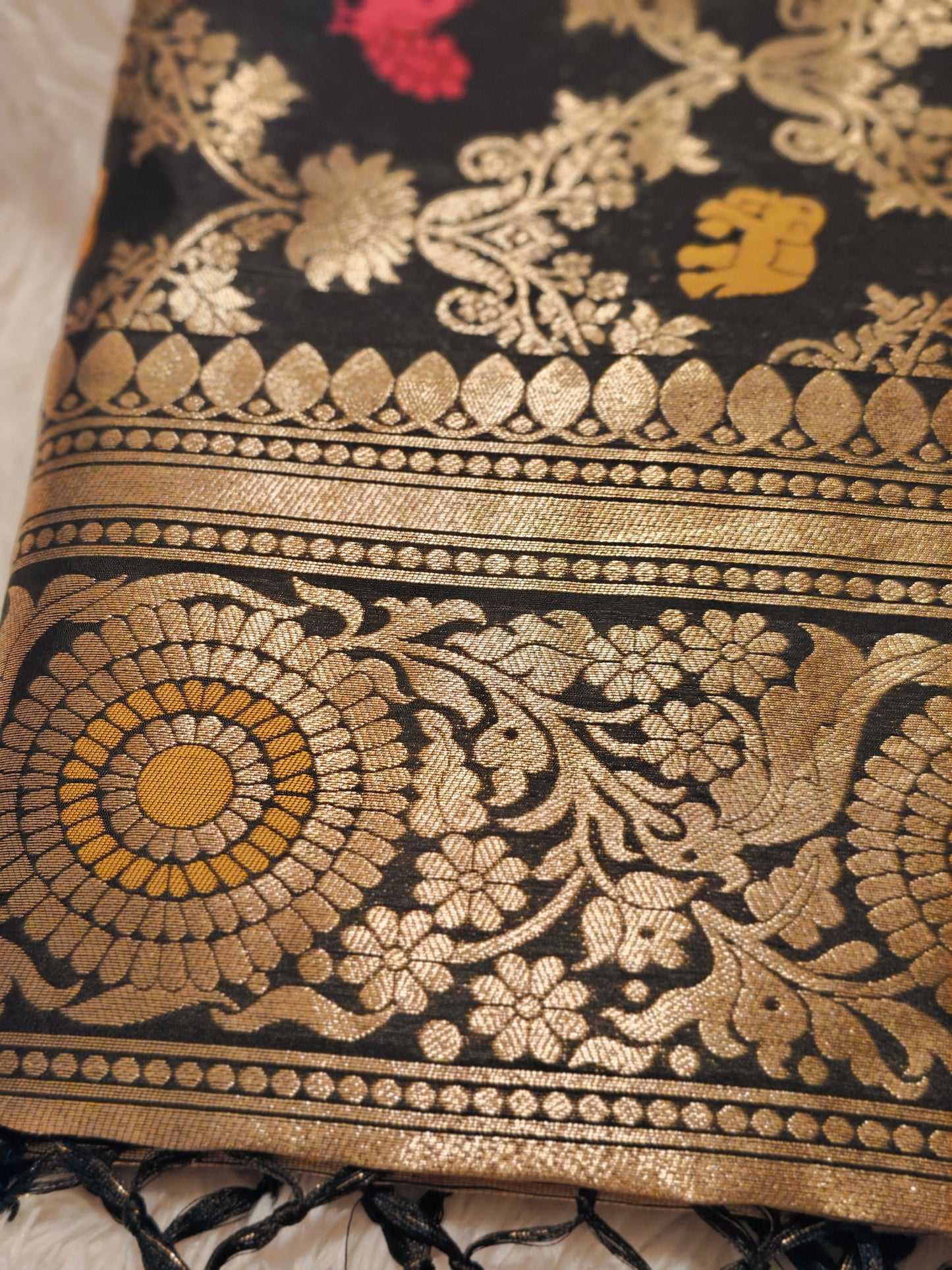 Black Floral Party Wear Pure Banarasi Silk Saree